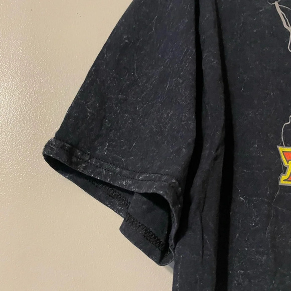 AC/DC High Voltage Black Cropped Short Sleeve T Shirt 100% Cotton Size Large - Picture 4 of 6